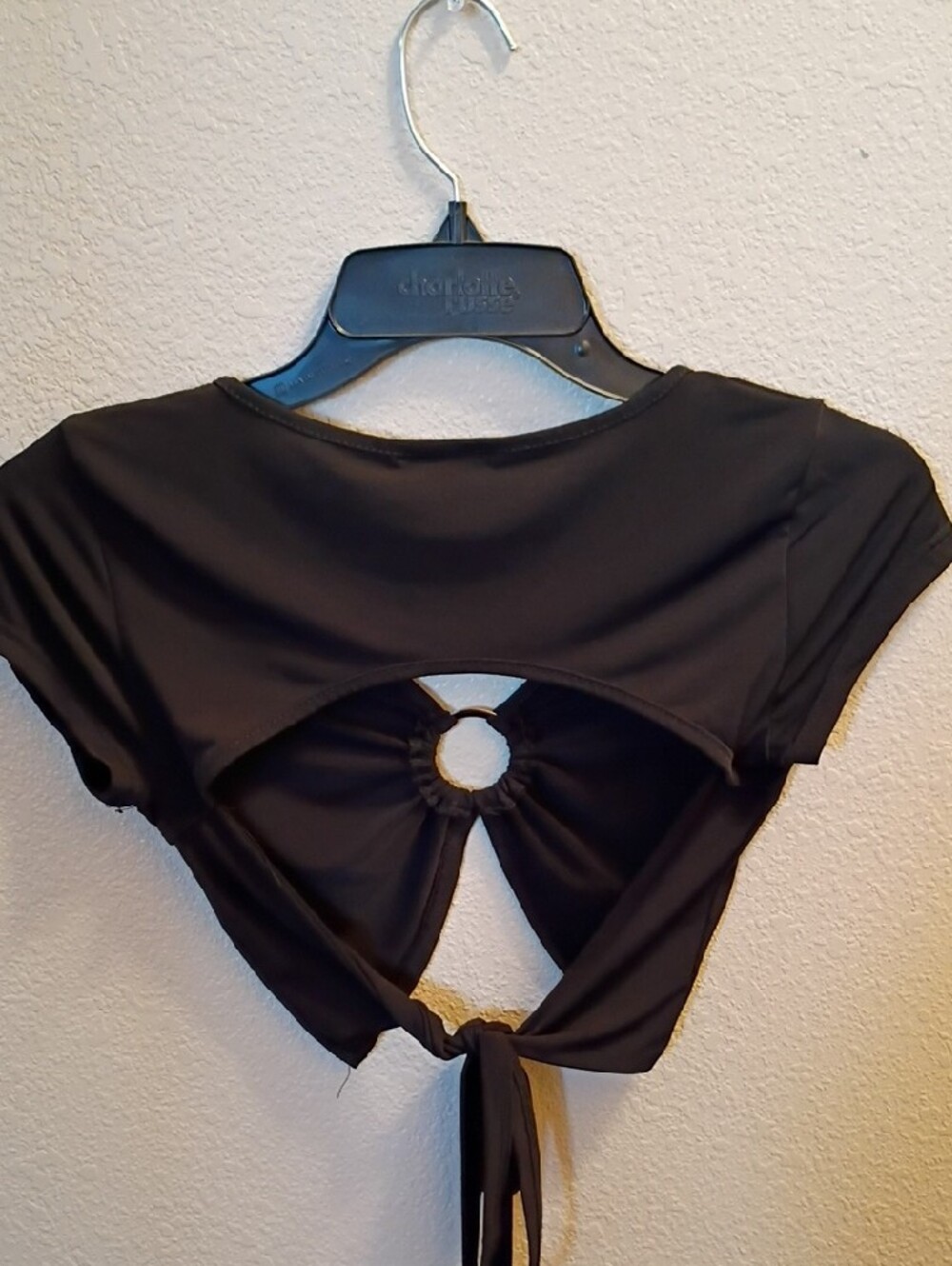 Just Rhyse Black Ring-Tie Crop Top - Picture 3 of 4